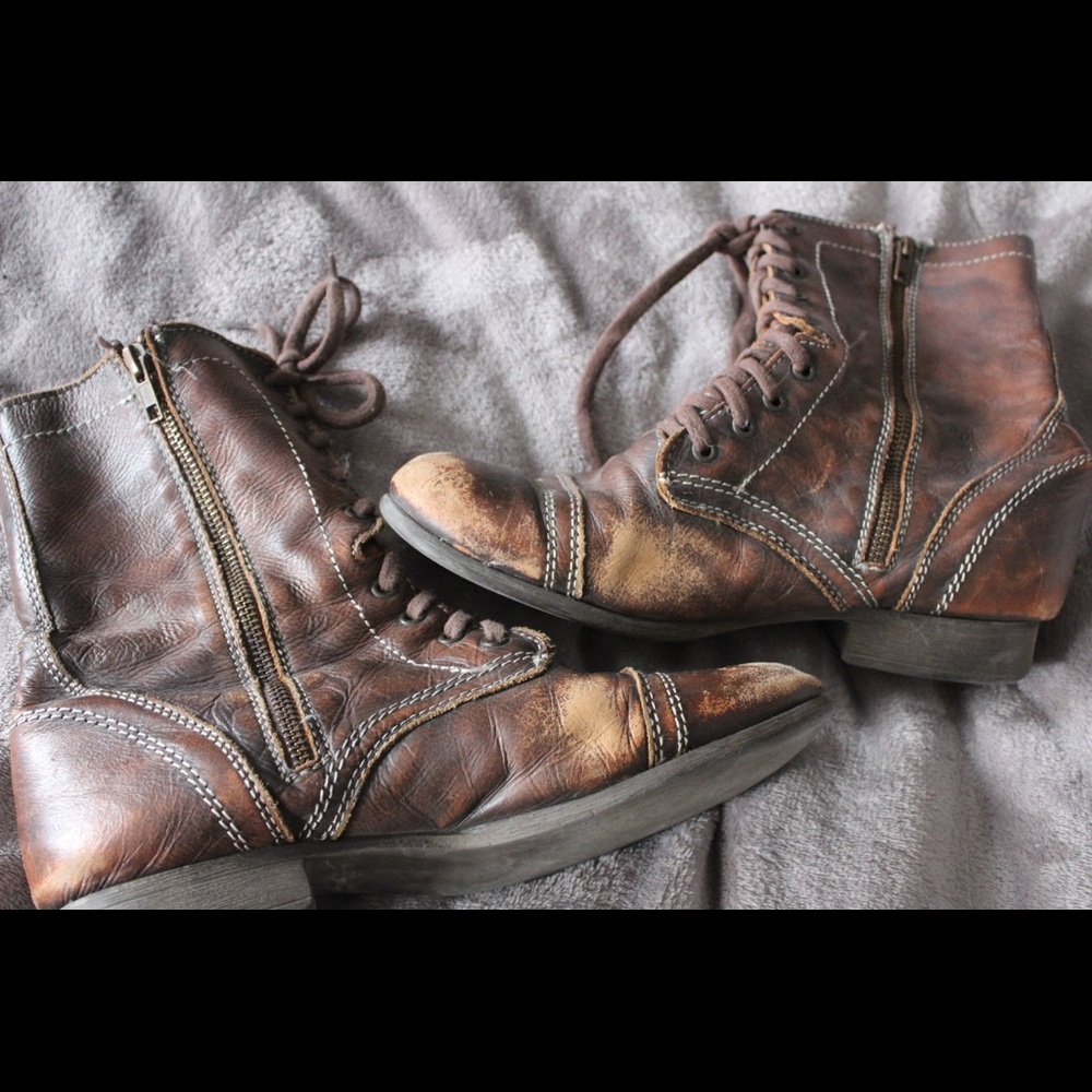 Steve Madden combat boots